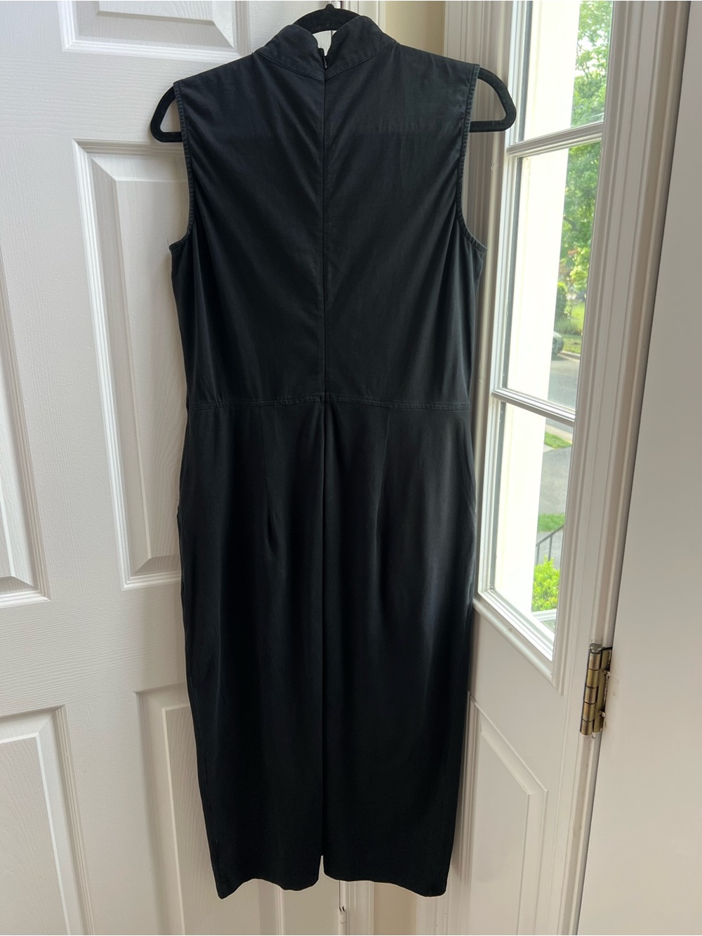 eshakti Sleeveless Black Midi Dress with Asymmetrical Button Placket - Picture 4 of 12